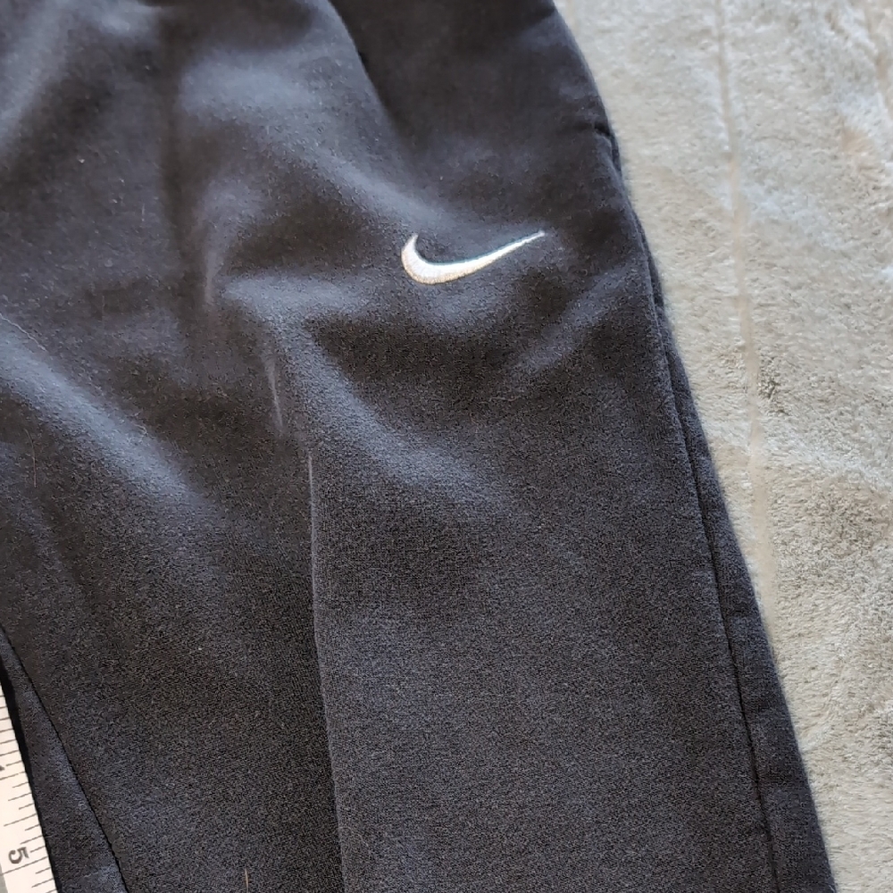 Nike Ladies Size XS Sweatpants - Black and Gray - Picture 8 of 10